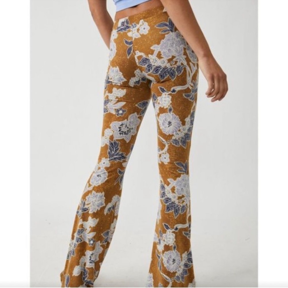 NWT ✨Free People✨ Make a Statement Flare Pants - Picture 6 of 6